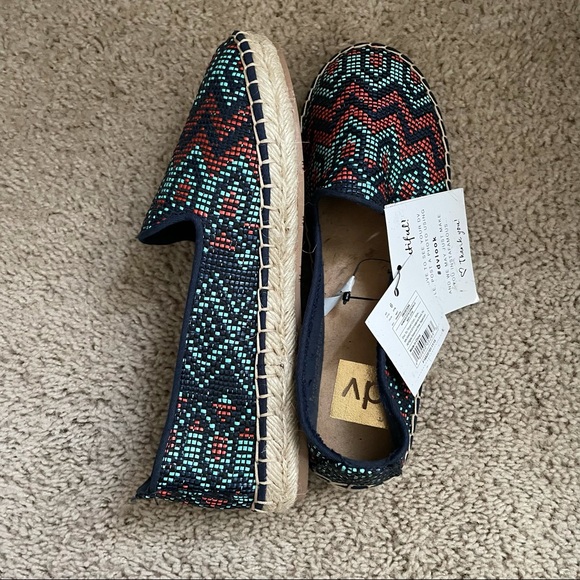 Dolce Vita Multi-Colored Espadrilles Flats New,SZ 6 - Picture 1 of 11